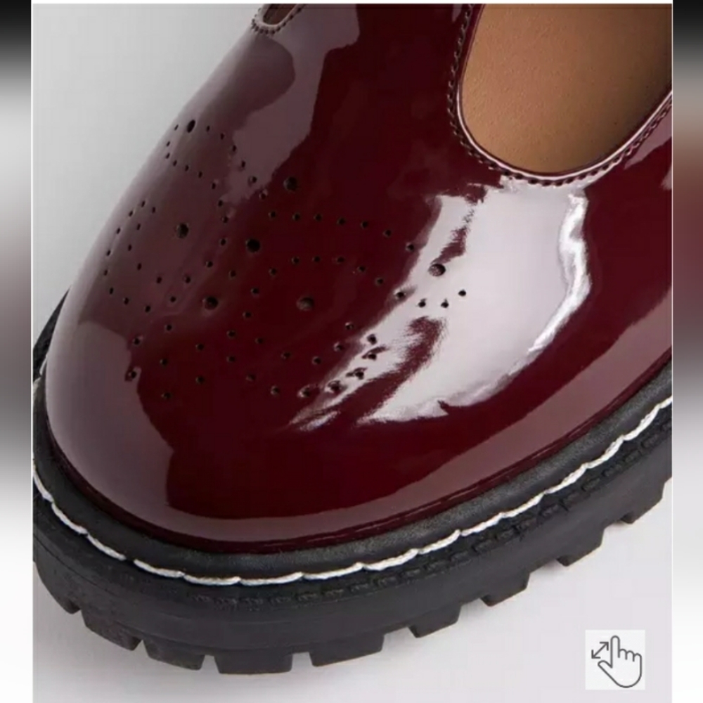 Torrid Size 11.5 Wide Width Lug Sole Patent Leather Mary Jane Shoes Burgundy Red - Picture 5 of 10
